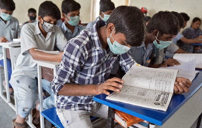 कोरोना भाइरसका कारण दिल्लीका  प्राथमिक स्कूलहरु एक महिनाका लागि बिदा